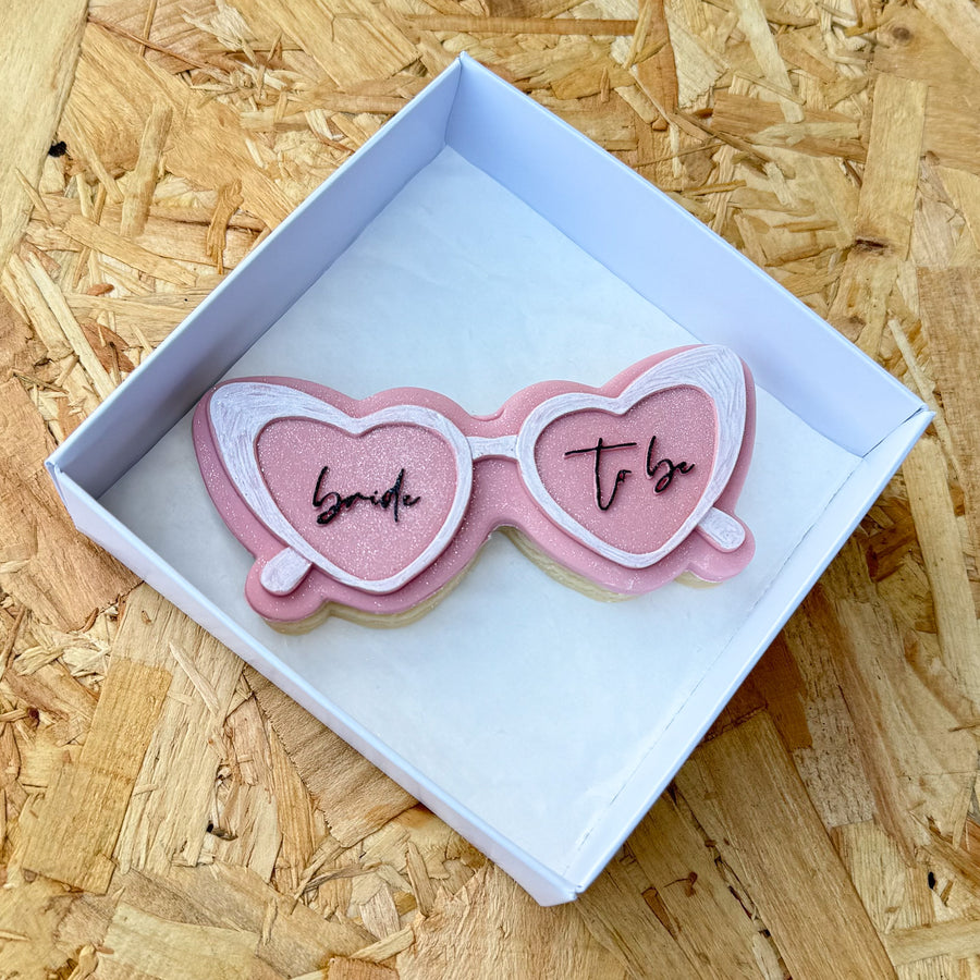 DAIRY FREE Bride To Be Cookie Gift Box (GF/DF/N)